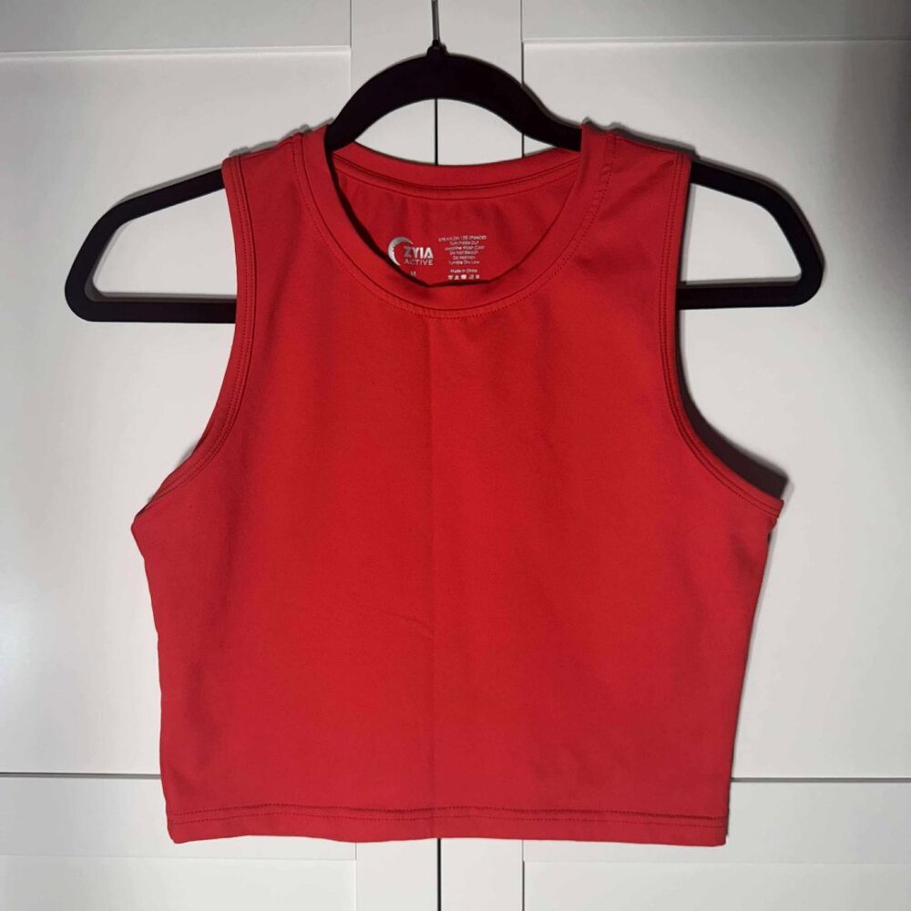 ZYIA ACTIVE Women high neck crop top Bright red Medium